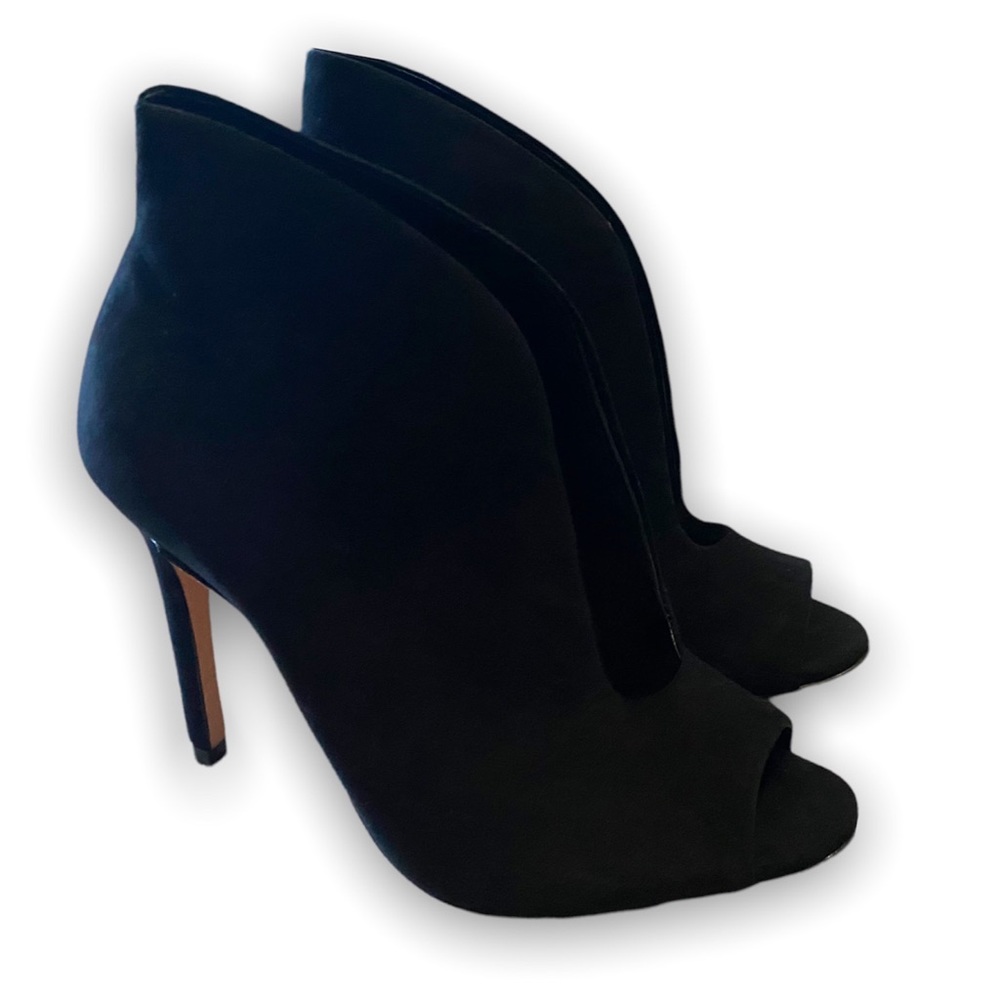 SCHUTZ WOMENS SUEDE PEEP TOE BOOTIE WITH FRONT SLIT BLACK 7.5